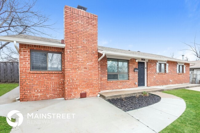 2504 Yorkshire Ave in Moore, OK - Foto de edificio - Building Photo