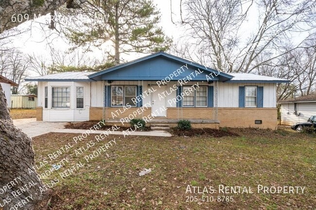 609 Murray Rd NW