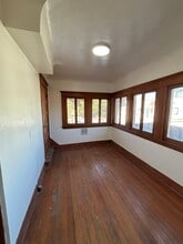 2618 Kenwood Ave in Los Angeles, CA - Building Photo - Building Photo