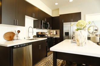 The Adeline in Glendale, CA - Foto de edificio - Interior Photo