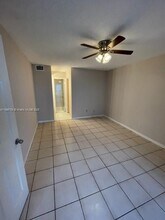 479 NE 210th Cir Terrace in Miami, FL - Building Photo - Building Photo
