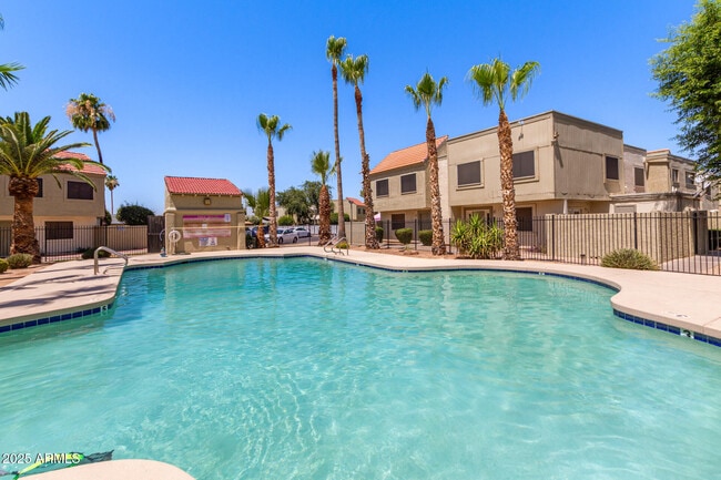 4764 W Palo Verde Dr in Glendale, AZ - Building Photo - Building Photo