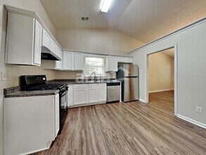 3670 Sugarbrook Dr in Lawrenceville, GA - Building Photo - Building Photo