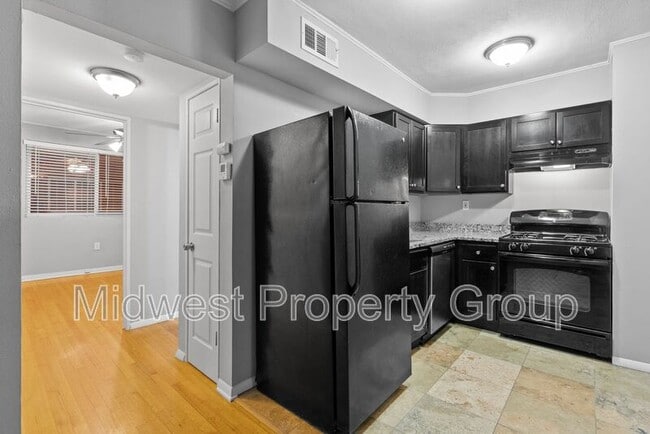 2507 S Big Bend Blvd in Maplewood, MO - Building Photo - Building Photo