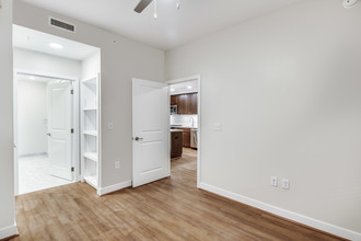 The Waycroft in Arlington, VA - Foto de edificio - Building Photo