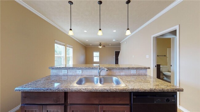 3412 Cullen Trail in College Station, TX - Building Photo - Building Photo