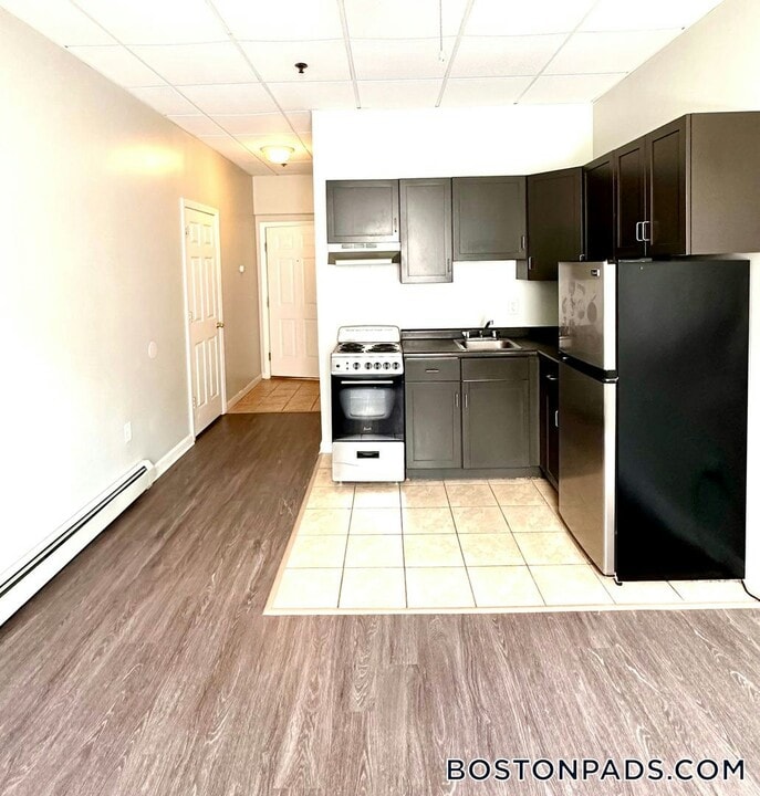 50 Franklin St in Worcester, MA - Building Photo
