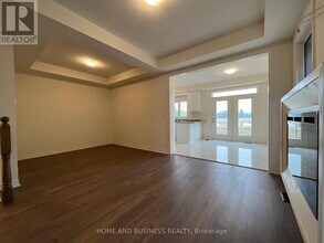 50 Holcomb Ter in Hamilton, ON - Building Photo - Building Photo