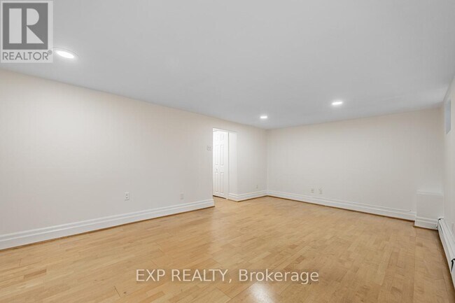 635 Annette St in Toronto, ON - Building Photo - Building Photo