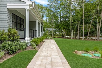 1745 Stars Rd in East Marion, NY - Building Photo - Building Photo