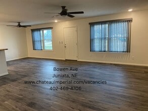 600 N Bowen Ave in Juniata, NE - Building Photo - Building Photo