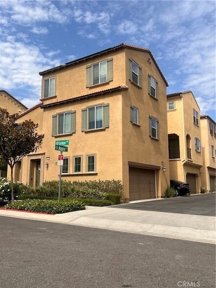 property at 2265 Apple Ct