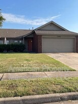 13140 E 44th St in Tulsa, OK - Building Photo