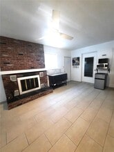 3838 NE Melba Dr in Jensen Beach, FL - Building Photo - Building Photo