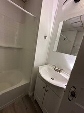 2418 Central Ave in Dubuque, IA - Building Photo - Building Photo