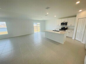 1282 Belle Isle Ln in Daytona Beach, FL - Building Photo - Building Photo