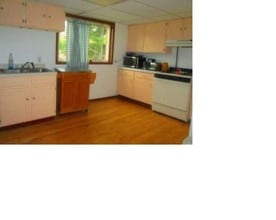 455 W Main St in Green Valley, WI - Foto de edificio - Interior Photo