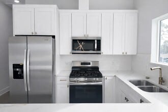 8114 Double in Houston, TX - Building Photo - Building Photo