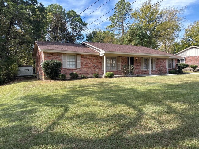 3126 Fernway Dr