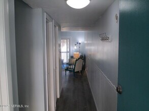 1107 1st St S in Jacksonville Beach, FL - Building Photo - Building Photo