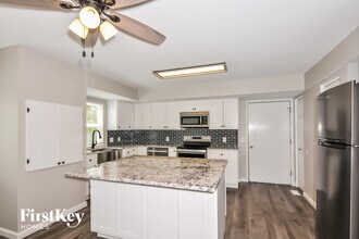 11 St Valery Ct in Lake St. Louis, MO - Building Photo - Building Photo