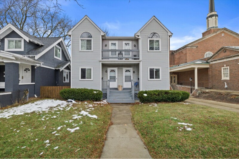 3059 N Downer Ave in Milwaukee, WI - Building Photo