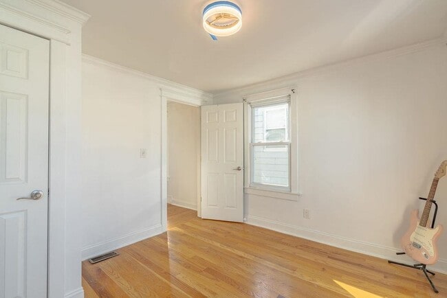 179 Hobart Ave in Bayonne, NJ - Building Photo - Building Photo