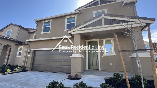 5218 Senesta Cir in Sacramento, CA - Building Photo - Building Photo