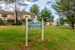 Summit Ridge Apartments in Telford, PA - Building Photo
