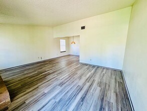 12213 Dundee Dr in Austin, TX - Building Photo - Building Photo