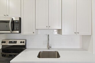 1620 Walnut St in Boulder, CO - Building Photo - Building Photo