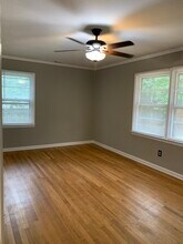 137 Baker St in Monroe, GA - Foto de edificio - Building Photo