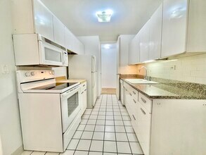 900 N Lake Shore Dr in Chicago, IL - Foto de edificio - Building Photo