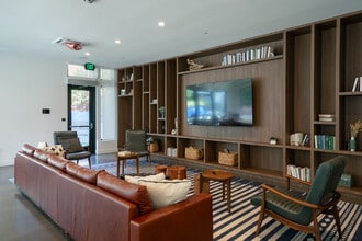 Waymark in Walnut Creek, CA - Foto de edificio - Building Photo