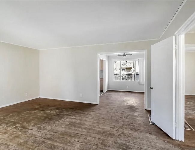 827 Chestnut St in Redwood City, CA - Building Photo - Building Photo