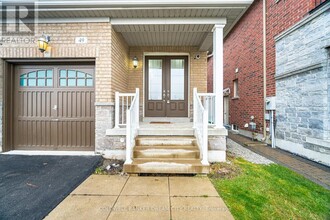 49 Campwood Cres in Brampton, ON - Building Photo - Building Photo