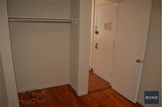 505 W 22nd St-Unit -W4 in New York, NY - Building Photo - Building Photo