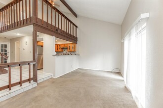 12926 Greenway Chase Ct in Houston, TX - Building Photo - Building Photo
