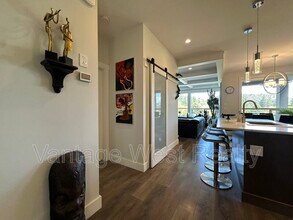 2331-2331 Tallus Ridge Dr in West Kelowna, BC - Building Photo - Building Photo