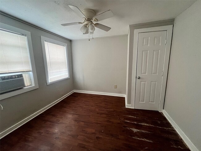 property at 312 S Pumphrey St