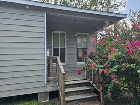 607 Elsbeth Rd in Channelview, TX - Building Photo