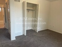 2726 Poplar St photo'