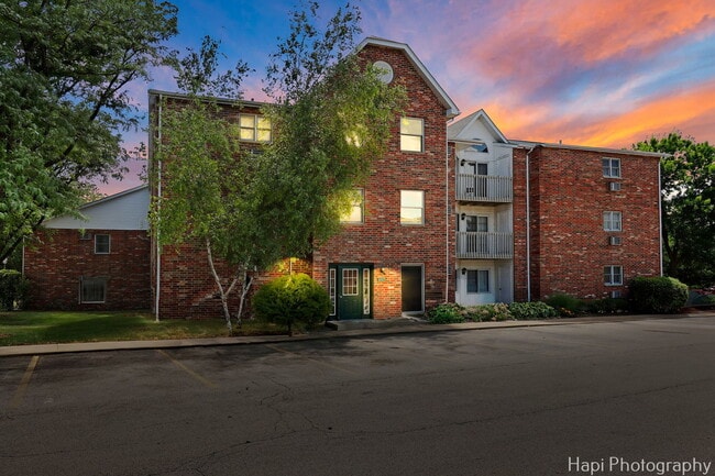 property at 4301 W Shamrock Ln
