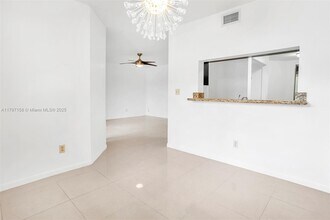 735 NW 92nd Ave, Unit 735 in Plantation, FL - Building Photo - Building Photo