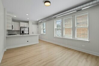 432 S Maple Ave in Oak Park, IL - Building Photo - Building Photo