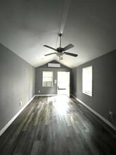 135 Honeysuckle Ln in Athens, GA - Building Photo - Building Photo