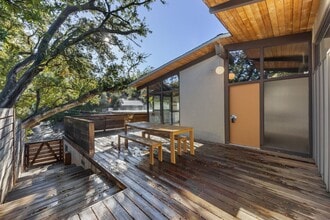 Updated Mid-Century Home in Picturesque Woodland Hills in Los Angeles, CA - Building Photo - Building Photo