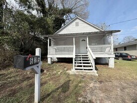 625 E Wall St in Griffin, GA - Building Photo
