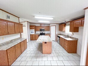 24450 Cunningham Dr in Porter, TX - Building Photo - Building Photo