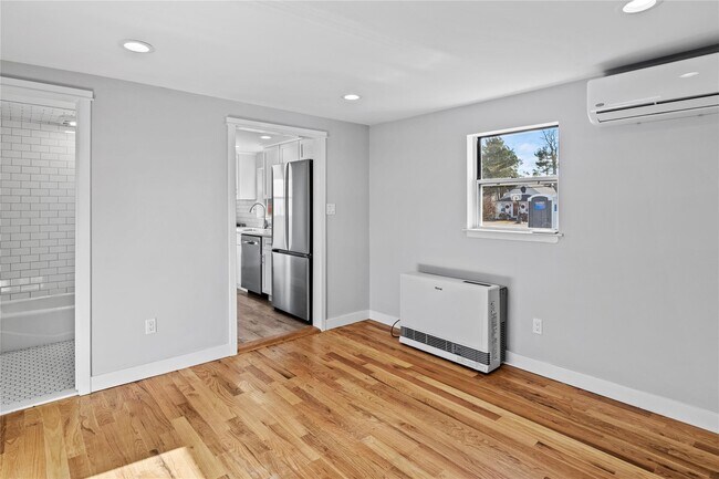 13 Tildean Ln in Bayville, NY - Building Photo - Building Photo